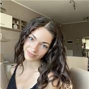 Sono una ragazza da poco diplomata con un’ottima votazione al liceo scientifico e vorrei infondere la mia passione agli studenti